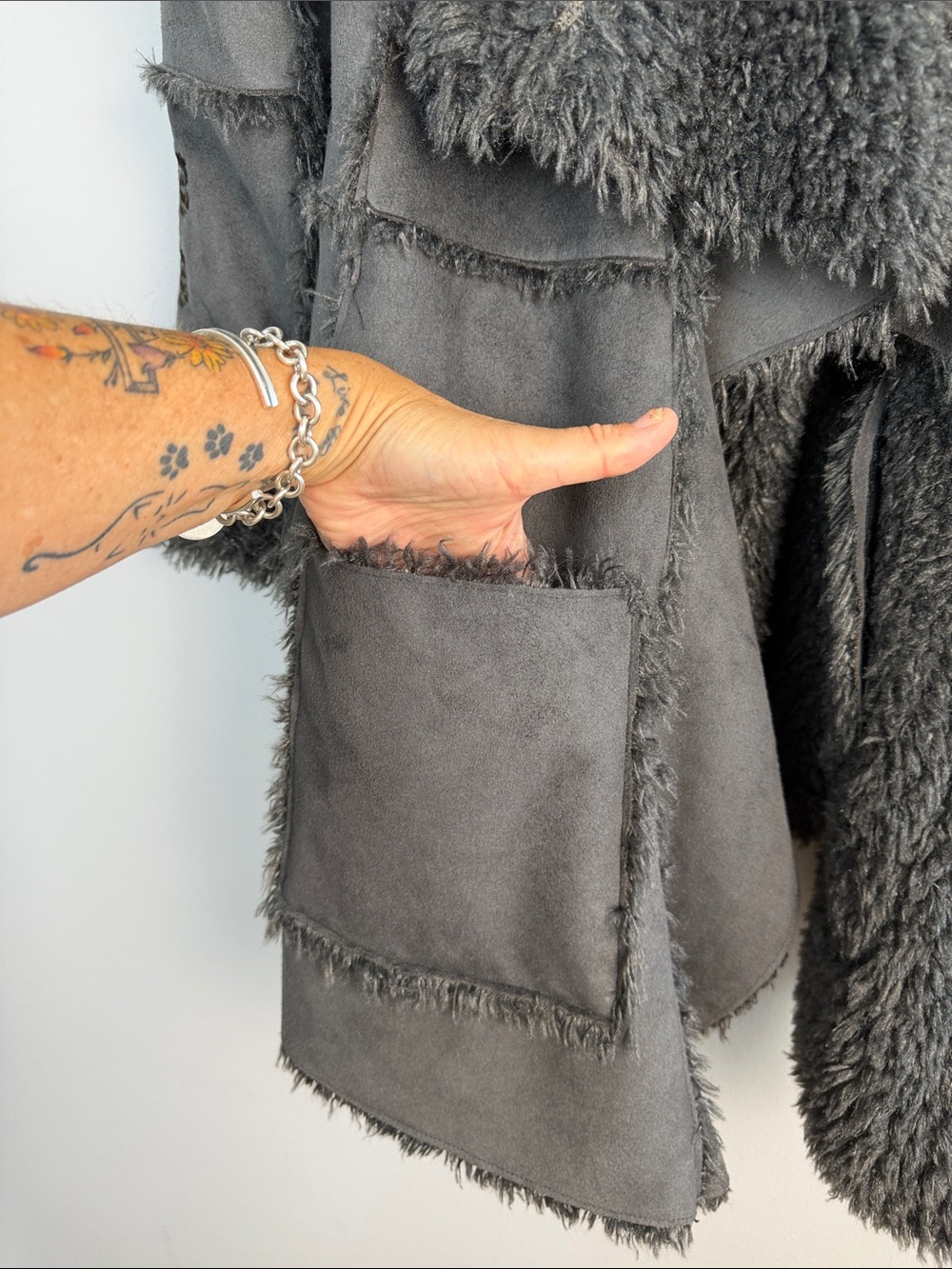 Johnny Was BIYA Shearling Faux Suede Embroidered Coat Hippie Boho XS Long Jacket - Picture 10 of 16